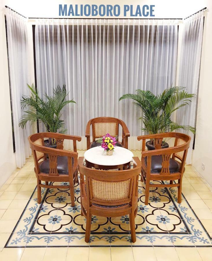 Guest house Malioboro Place *